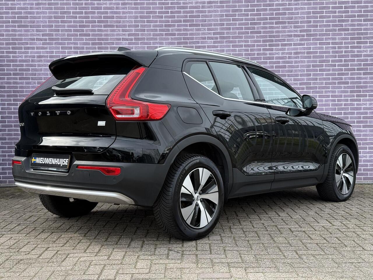 Volvo XC40 1.5 T4 Plug-in hybrid Core Bright | Facelift | Navigatie | keyless entry/start | Cruise control | Apple carplay/android auto | Regensensor | Zitvlak verlengers |