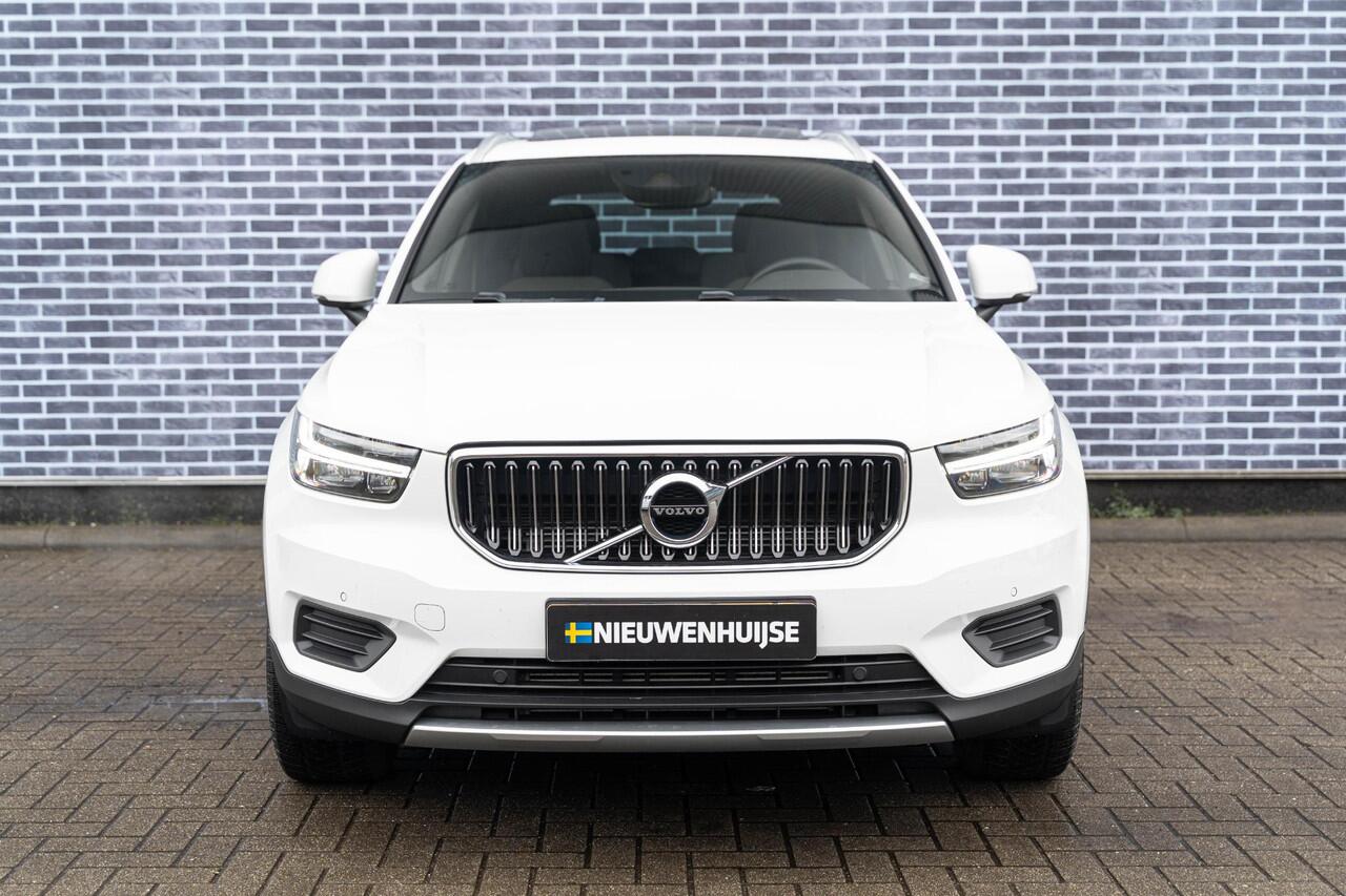 Volvo XC40 T4 Recharge Inscription Expression | Navigatie | Stoel-/Stuurverwarming | Getint Glas | Camera | Schuif-/Kanteldak | Harman Kardon Audio | Voorruit Verwarming | Park Assist | Volvo On Call