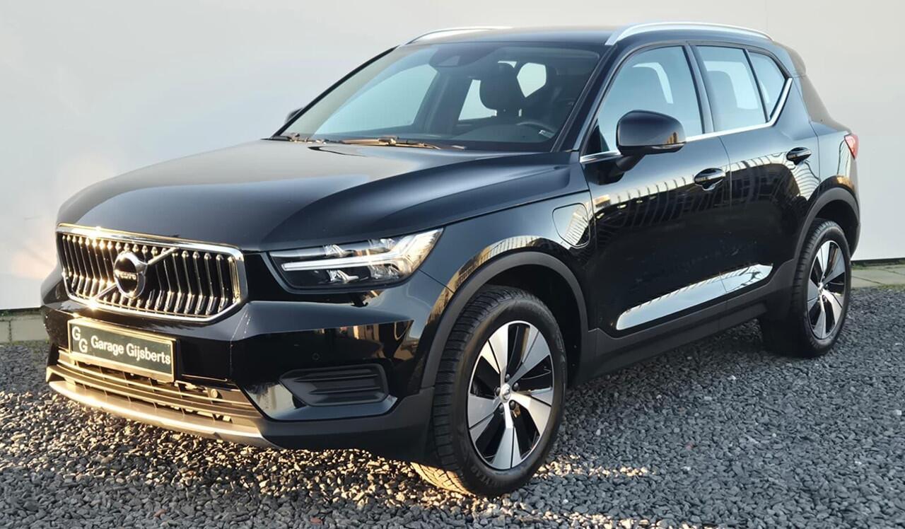 Volvo XC40 1.5 T4 Recharge Inscription Expression Park Assist Pack - Climate Pack - Navigation Pack - Camera achter - 1800 KG Trekgewicht.