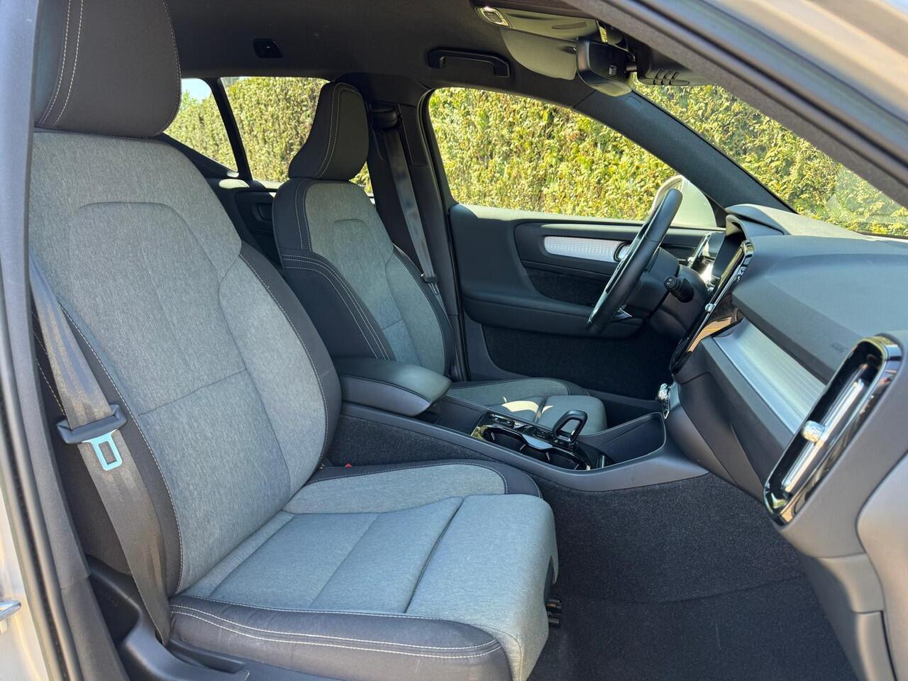 Volvo XC40 Recharge T4 Plus Bright | Camera | DAB | Navi