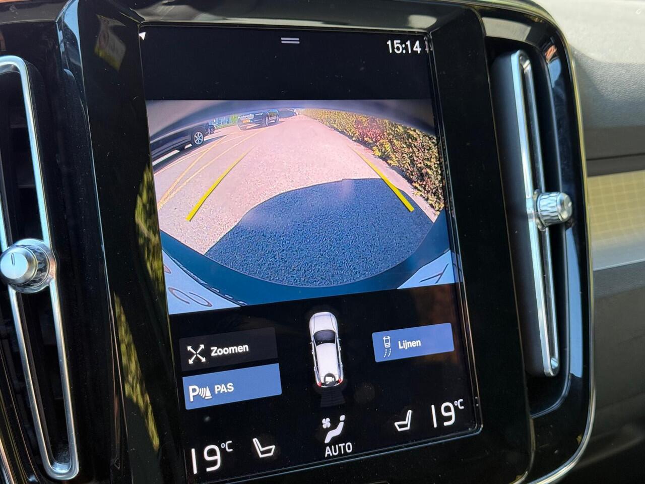 Volvo XC40 Recharge T4 Plus Bright | Camera | DAB | Navi
