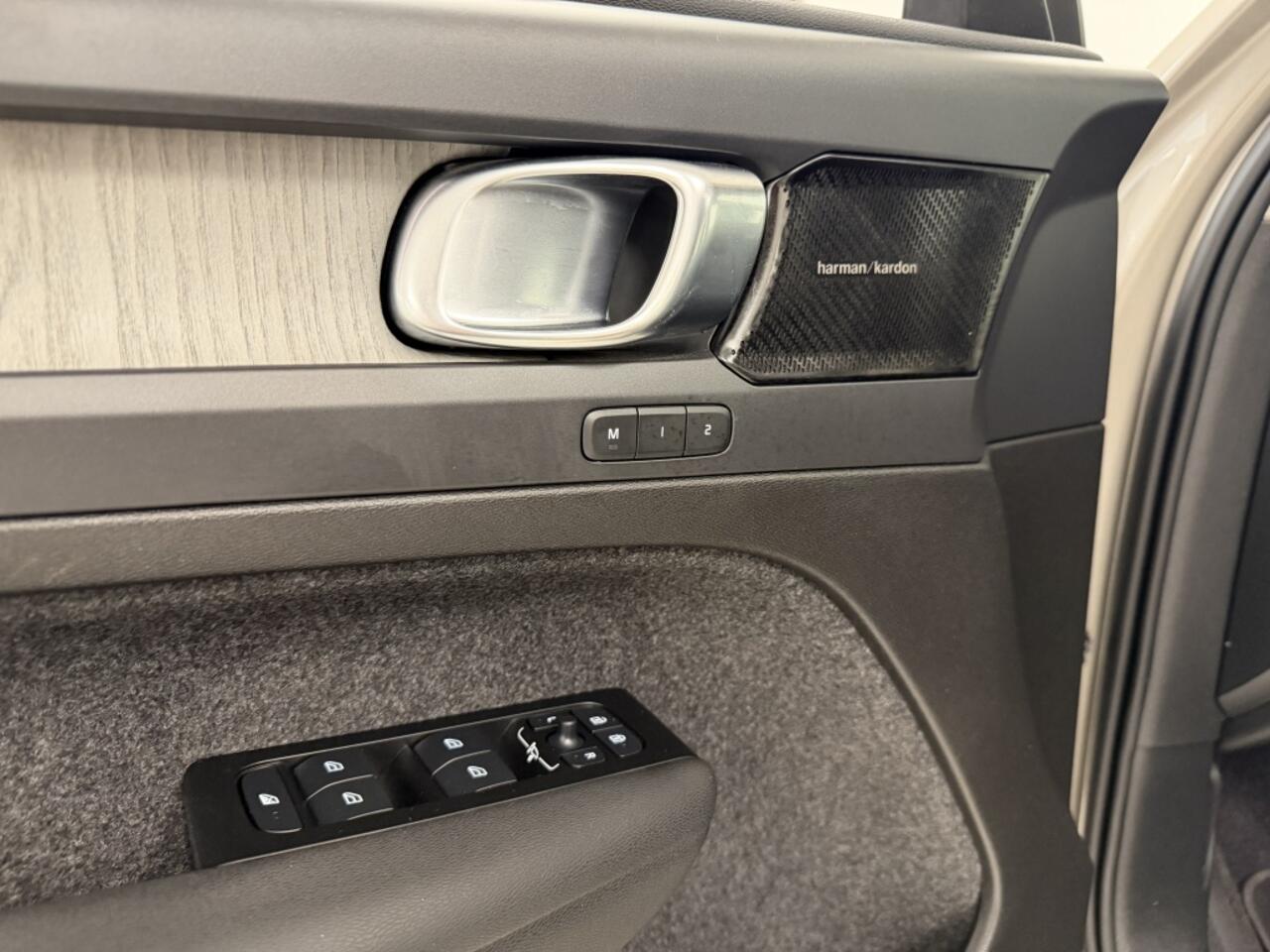 Volvo XC40 1.5 T4 Rech Inscription | Harman/Kardon | Leer | Panoramadak |