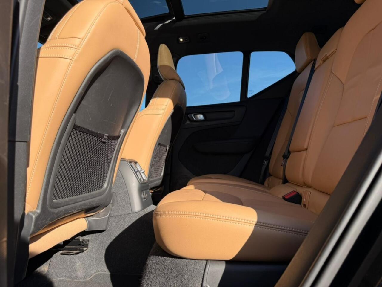 Volvo XC40 1.5 T5 RECHARGE INSCRIPTION, LED, Leder, Pano, HenK