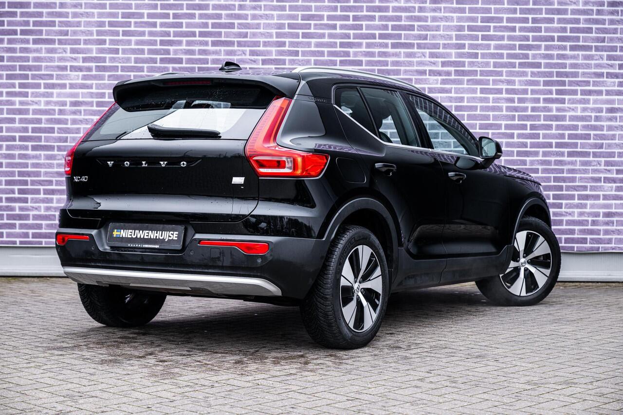 Volvo XC40 Plug-in Hybrid T4 Plus Bright | Facelift | Achteruitrijcamera | Trekhaak | Lederen bekleding | Elektrische Achterklep | Keyless Entry | Harman Kardon audio | Stoel- en stuurverwarming | Lichtmetalen Velgen 18 inch |