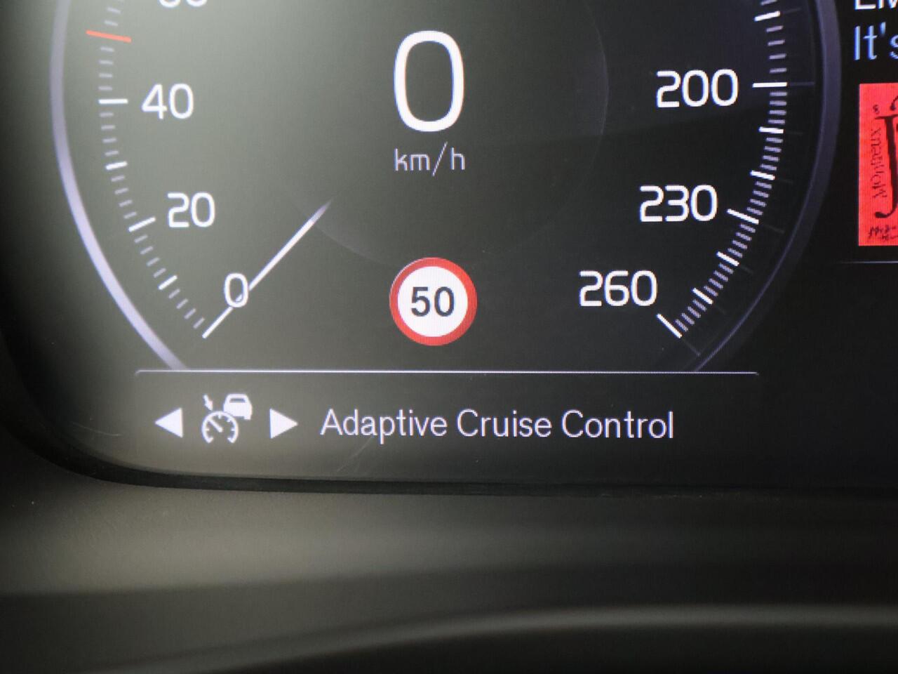 Volvo XC40 1.5 T5 RECHARGE 262 PK PLUG-IN INSCRIPTION + WEGKL. TREKHAAK | ADAPTIVE CRUISE | 19 INCH | CAMERA