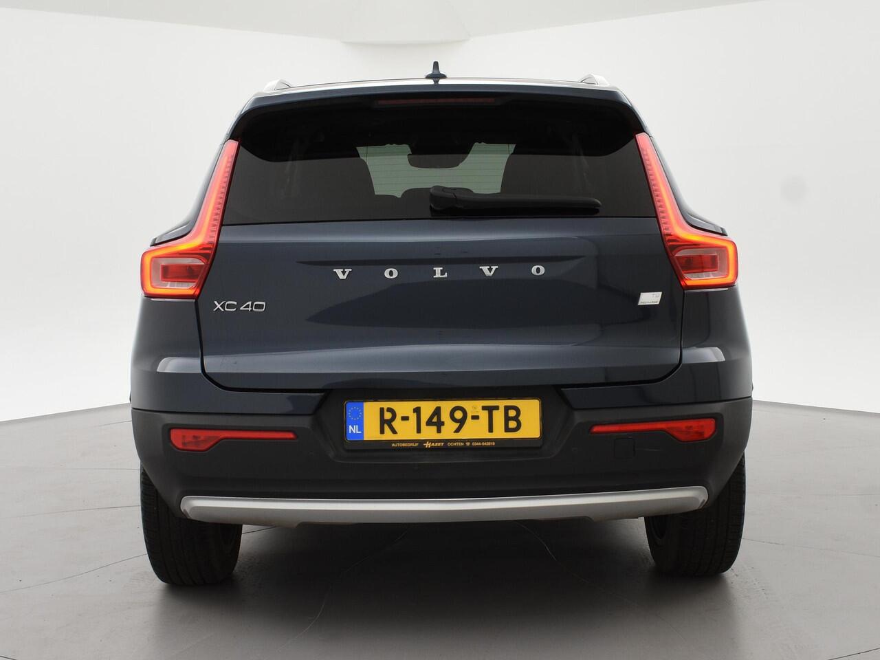 Volvo XC40 1.5 T5 RECHARGE 262 PK PLUG-IN INSCRIPTION + WEGKL. TREKHAAK | ADAPTIVE CRUISE | 19 INCH | CAMERA