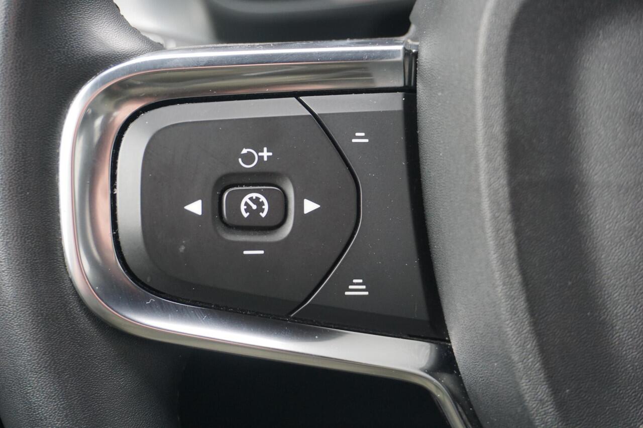 Volvo XC40 1.5 T5 Plug-in hybrid Core Bright | Facelift