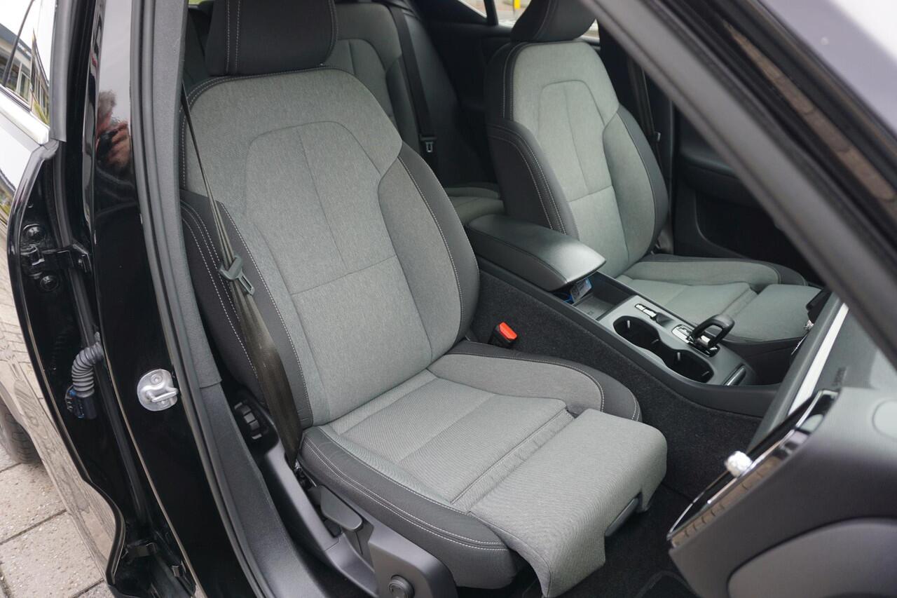Volvo XC40 1.5 T5 Plug-in hybrid Core Bright | Facelift