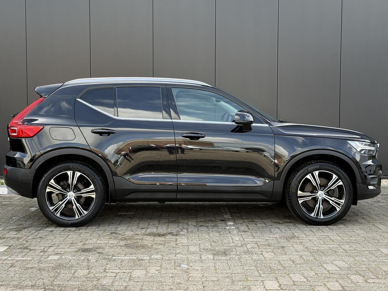 Volvo XC40 1.5 T4 Recharge Inscription leer/ intellisafe/ 360 camera/ extra getint glas/ climate line/ lighting pakket/ trekhaak