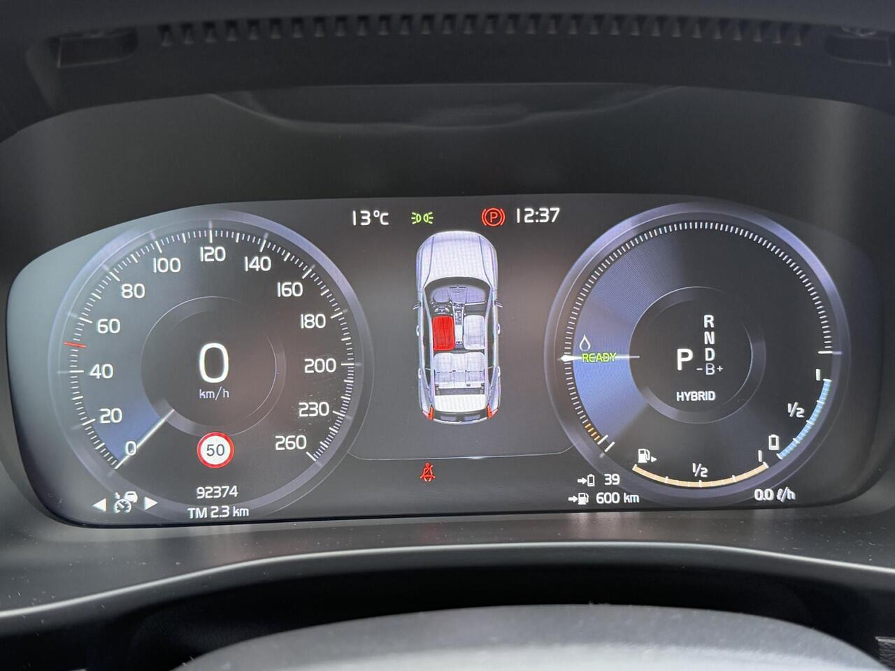 Volvo XC40 1.5 T4 Recharge Inscription leer/ intellisafe/ 360 camera/ extra getint glas/ climate line/ lighting pakket/ trekhaak