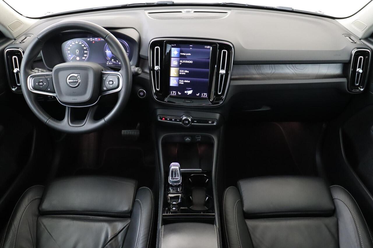 Volvo XC40 T5 PLUG-IN HYBRID ULTIMATE DARK -PANO.DAK|HARMAN/KARDON|BLIS|LEDER|CAMERA|PRIVACY.GLAS|POWER-SEATS|VERW.VOORRUIT