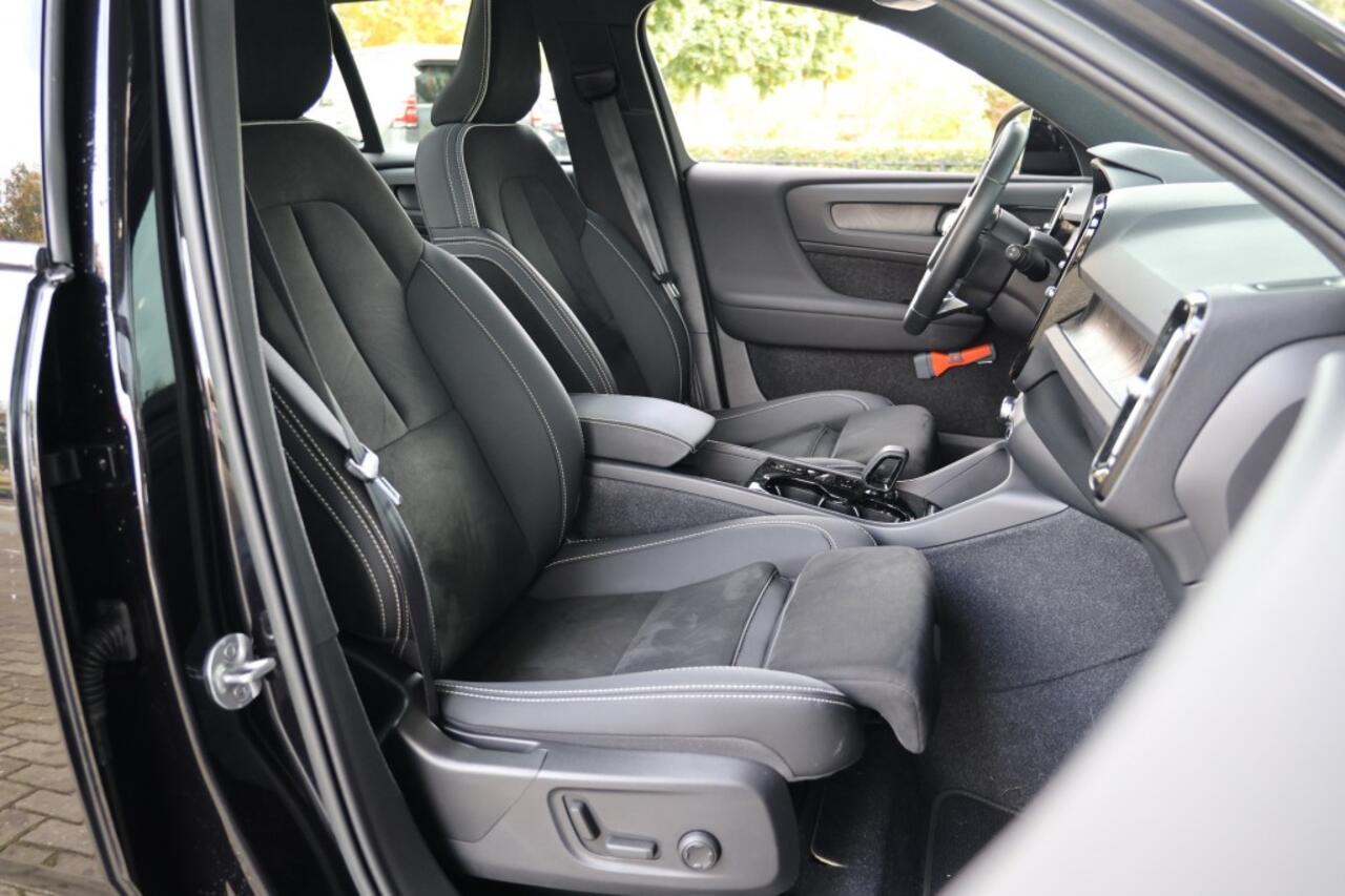 Volvo XC40 1.5 T5 PLUS DARK *PANO*HenK*KEYLESS*TREKHAAK*DEALERONDERHOUDEN*