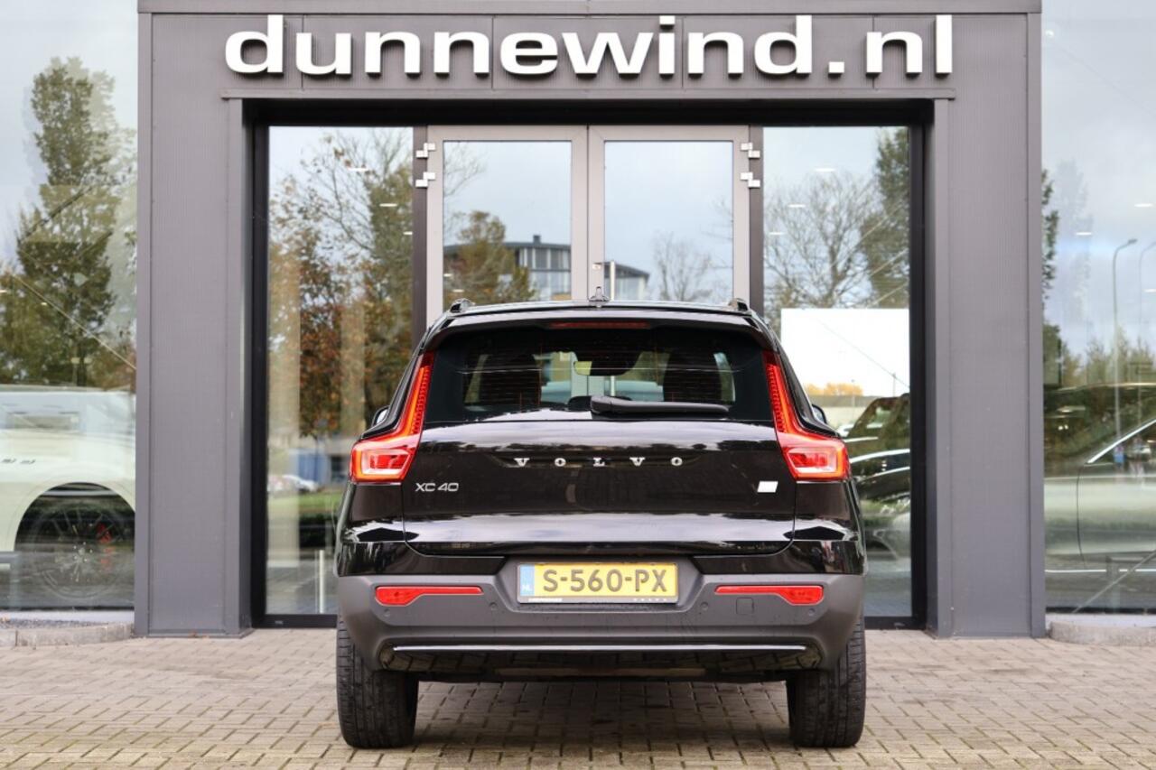 Volvo XC40 1.5 T5 PLUS DARK *PANO*HenK*KEYLESS*TREKHAAK*DEALERONDERHOUDEN*