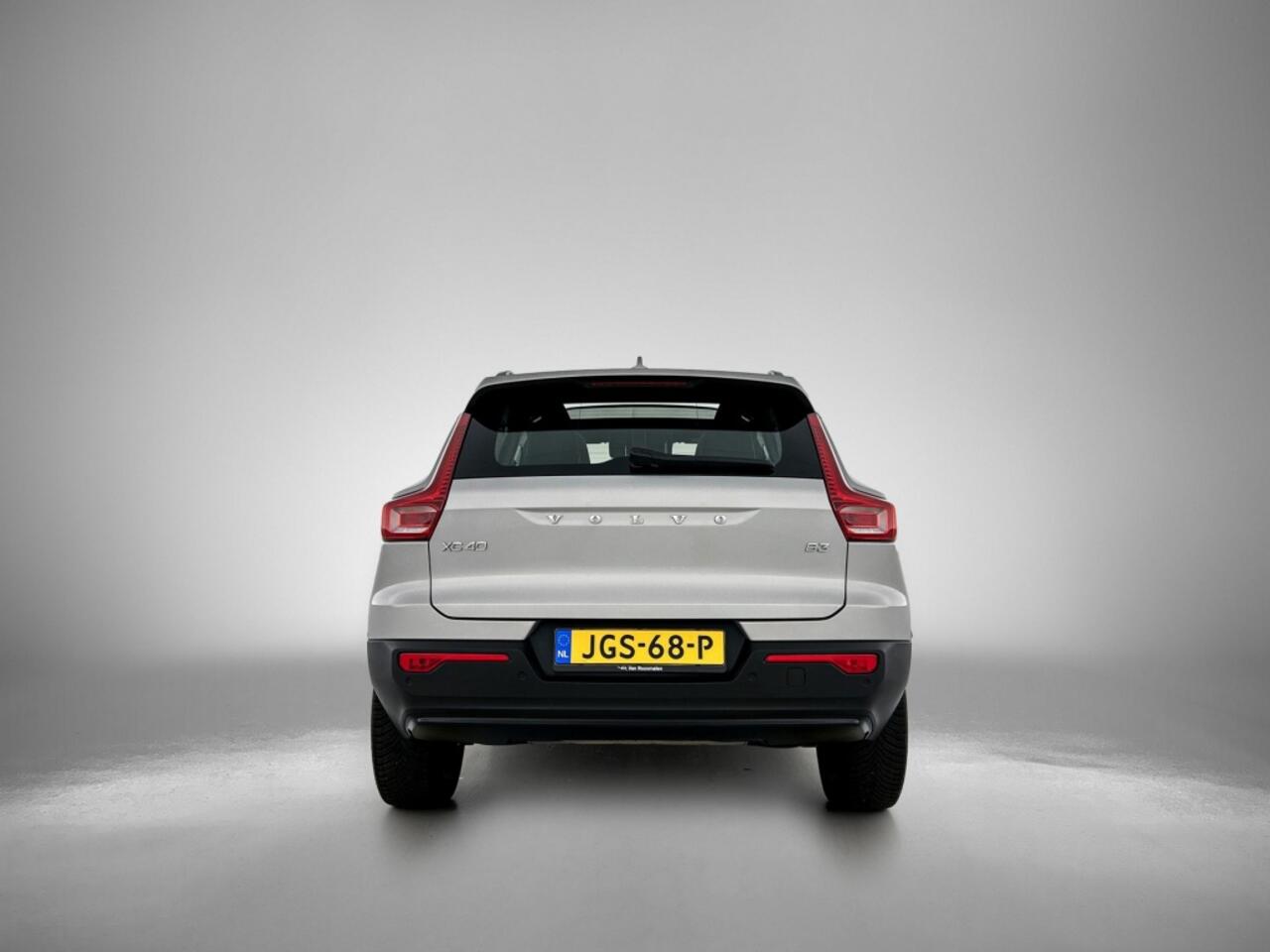 Volvo XC40 B3 Dark | Nubuck | Pano | Climate Pack | Pilot Assist | Memory S