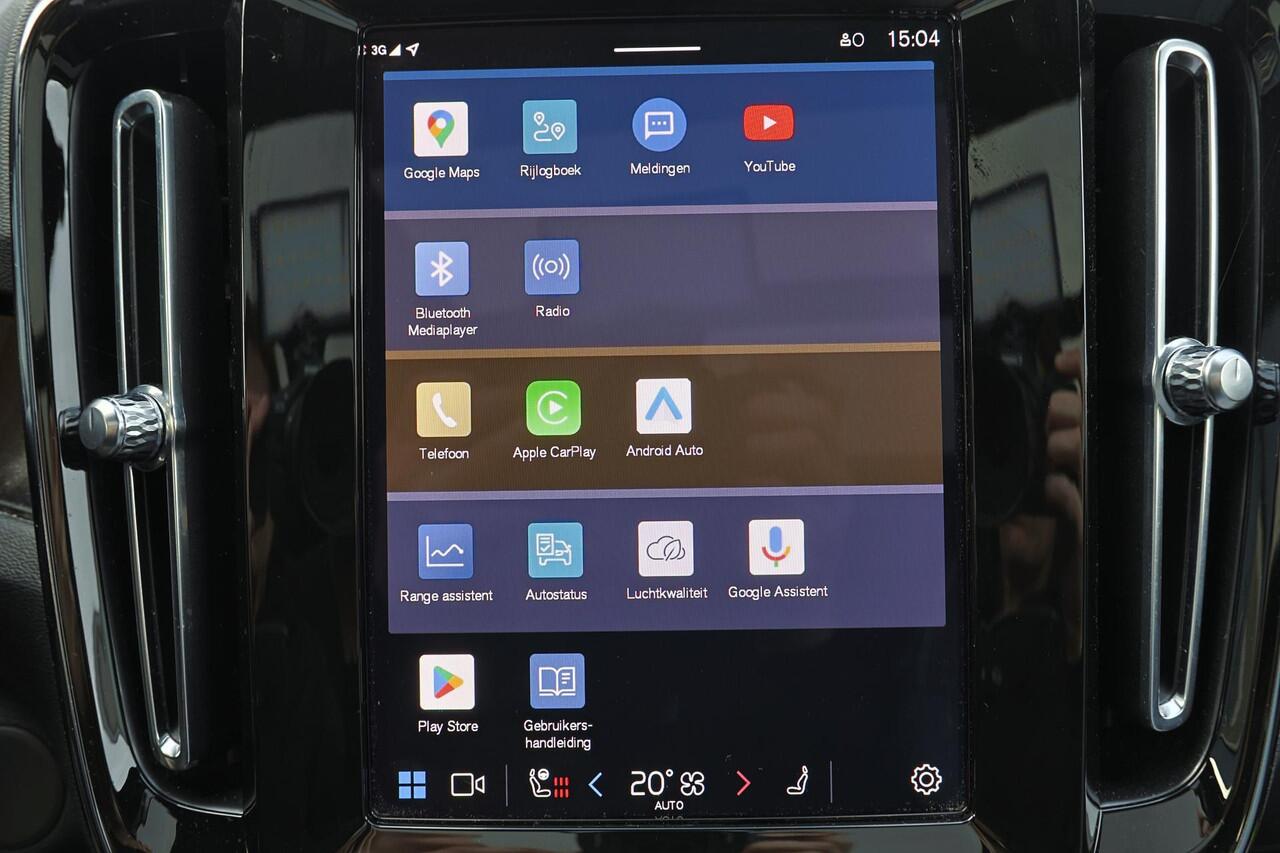 Volvo XC40 Recharge Twin Ultimate 82 kWh - Panorama/schuifdak - IntelliSafe Assist & Surround - 360º Camera - Harman/Kardon audio - Verwarmde voorstoelen & stuur - Parkeersensoren voor & achter - Elektr. bedienb. voorstoelen met geheugen links - Wollen bekleding - D