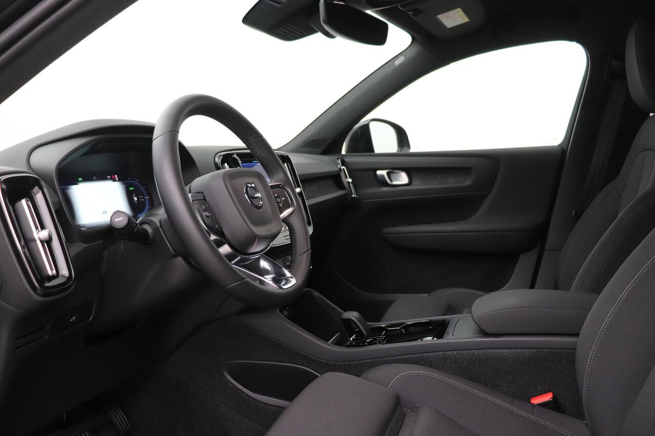 Volvo XC40 Recharge Plus 70 kWh | ACC | BLIS | Stoel+Stuurverwarming | Keyless | 19 Inch | Camera