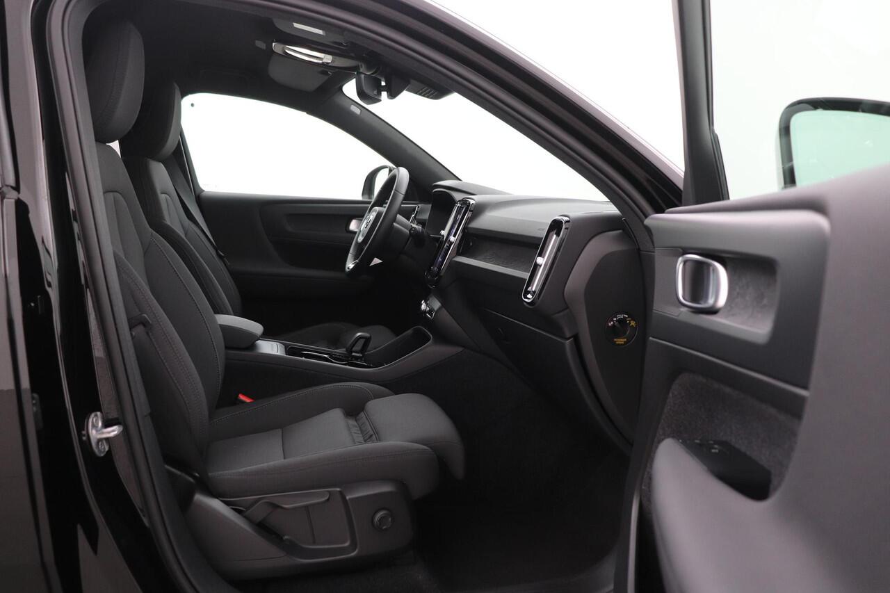 Volvo XC40 Recharge Plus 70 kWh | ACC | BLIS | Stoel+Stuurverwarming | Keyless | 19 Inch | Camera