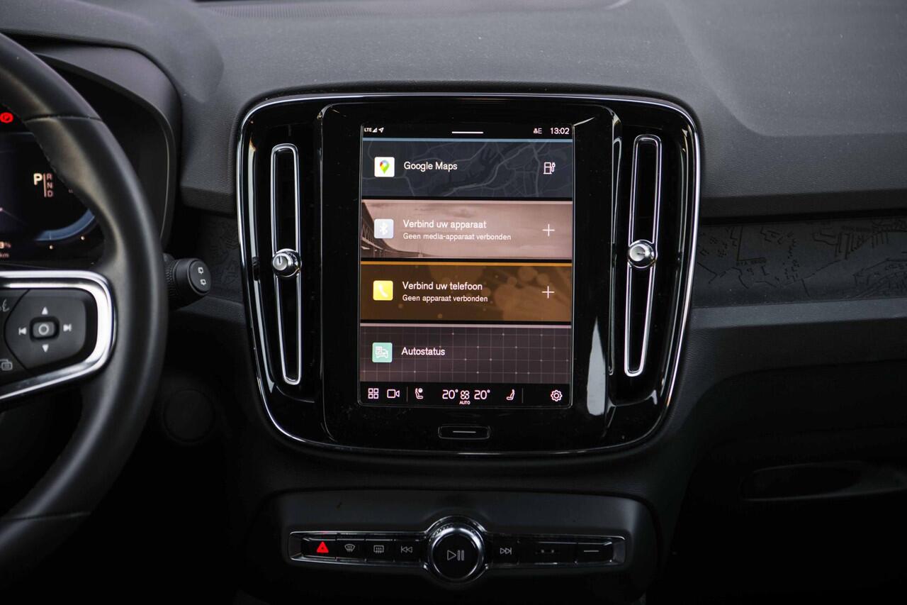 Volvo XC40 Single Motor Extended Range Plus 82 kWh | Verwarmbare voorstoelen | Verwarmbaar stuurwiel | Warmtepomp | Adaptieve cruisecontrol | BLIS |