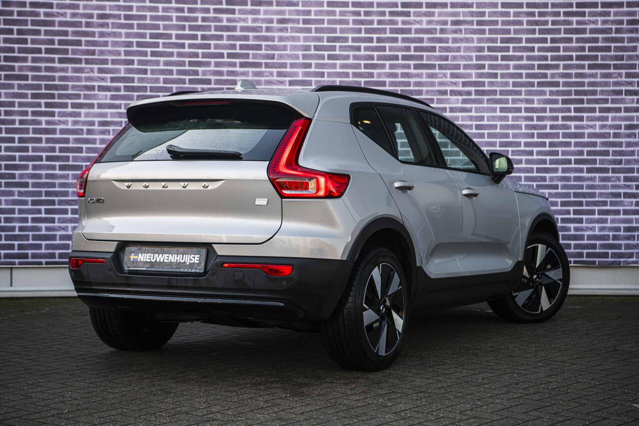 Volvo XC40 Single Motor Extended Range Plus 82 kWh | Verwarmbare voorstoelen | Verwarmbaar stuurwiel | Warmtepomp | Adaptieve cruisecontrol | BLIS |