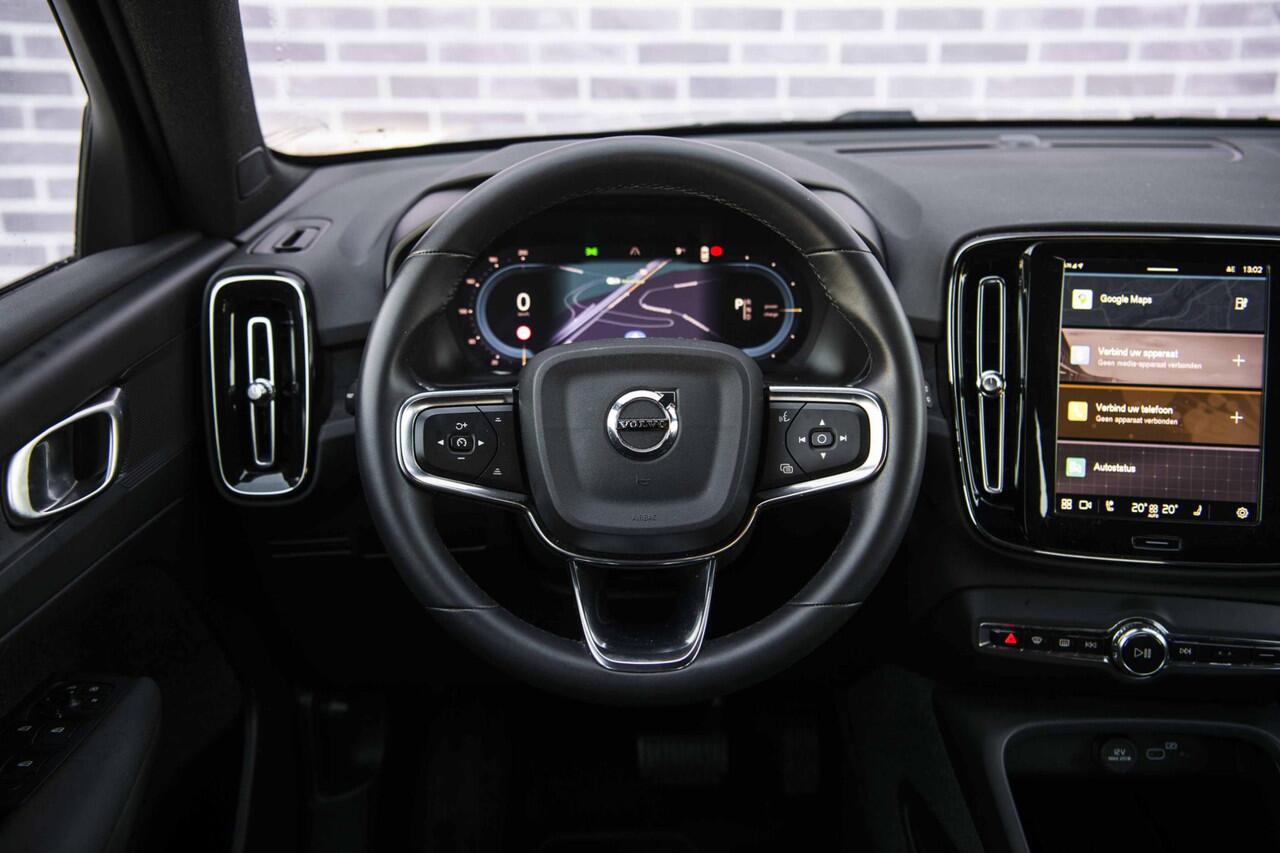 Volvo XC40 Single Motor Extended Range Plus 82 kWh | Verwarmbare voorstoelen | Verwarmbaar stuurwiel | Warmtepomp | Adaptieve cruisecontrol | BLIS |