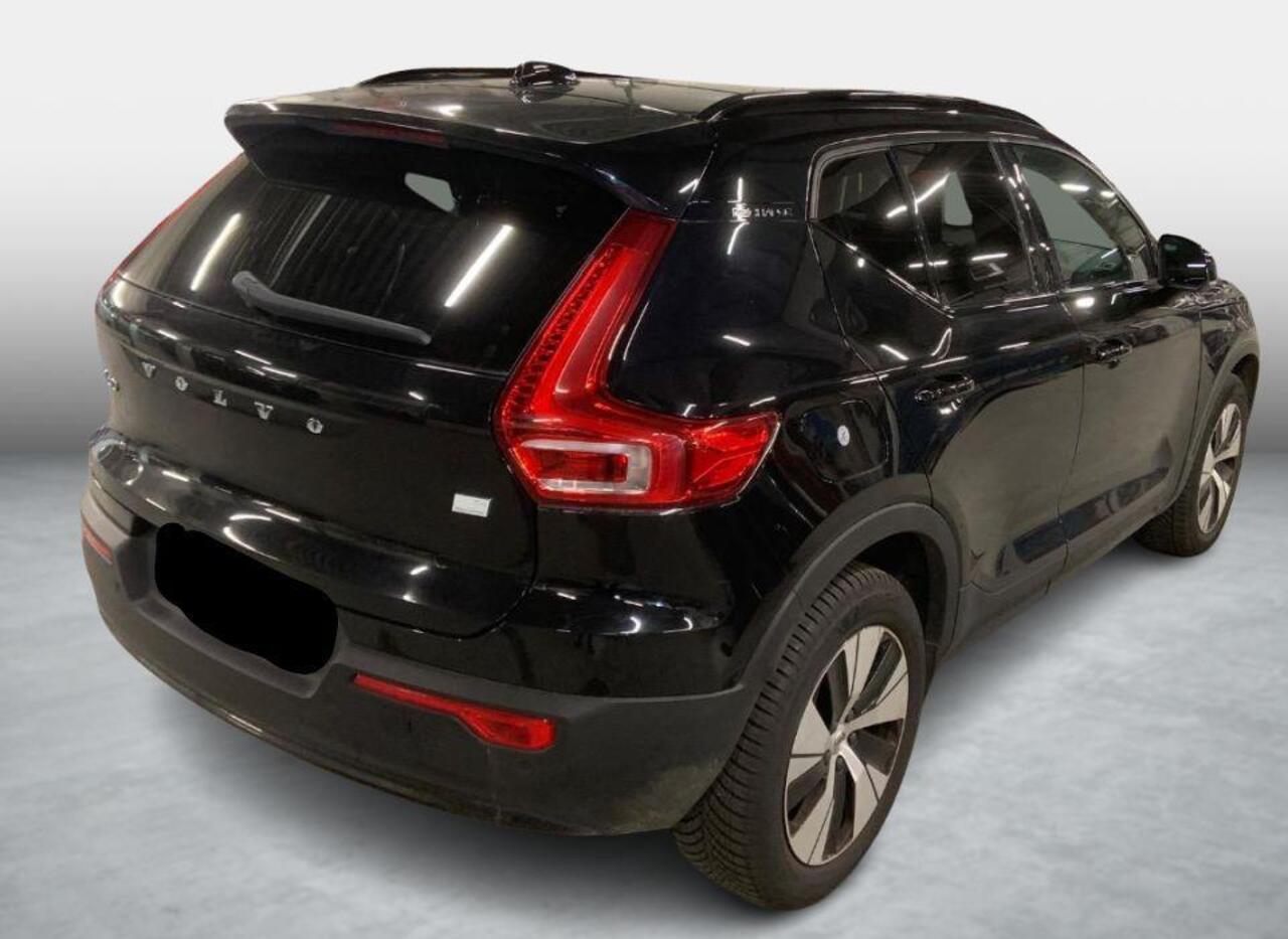 Volvo XC40 Plug-in hybrid T4 Plus Dark | Panoramadak | Harman Kardon audio | Elektrische stoelverstelling | Getint glas | Navigatie | Apple Carplay / Android Auto | Achteruitrijcamera | Parkeersensoren voor + achter | Stoel- en stuurverwarming |