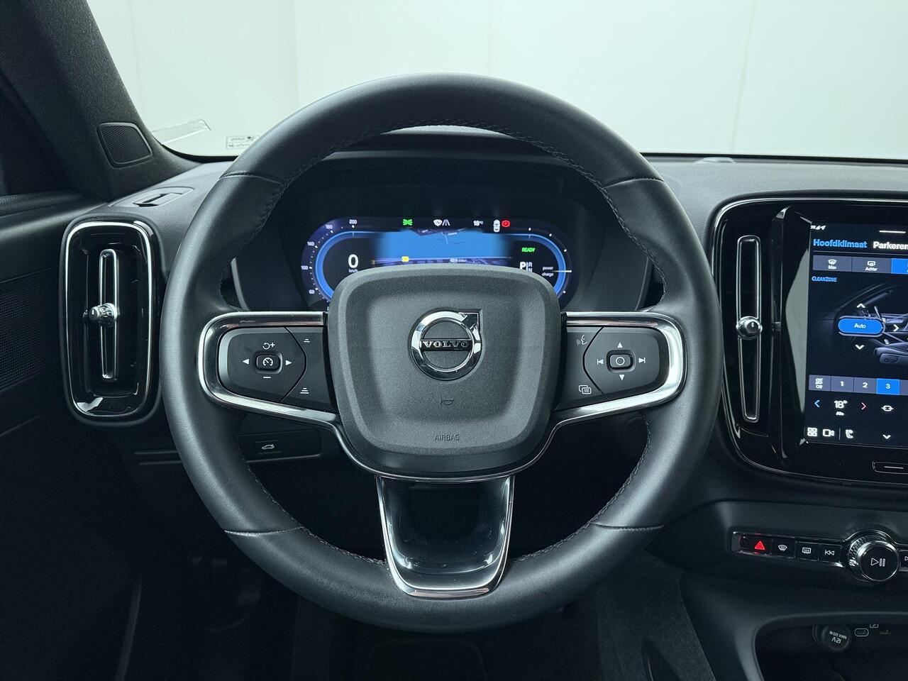 Volvo XC40 Single Motor Extended Range Plus 82 kWh | SoH 97% | Apple Carplay - Androidauto | Google maps | Digitale cockpit | Achteruitrijcamera |