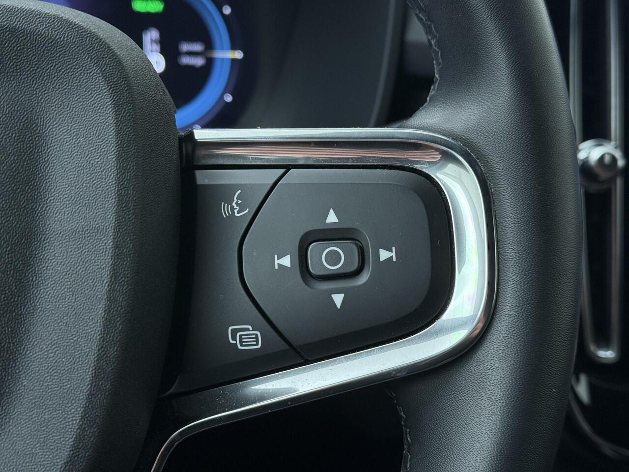 Volvo XC40 Single Motor Extended Range Plus 82 kWh | SoH 97% | Apple Carplay - Androidauto | Google maps | Digitale cockpit | Achteruitrijcamera |