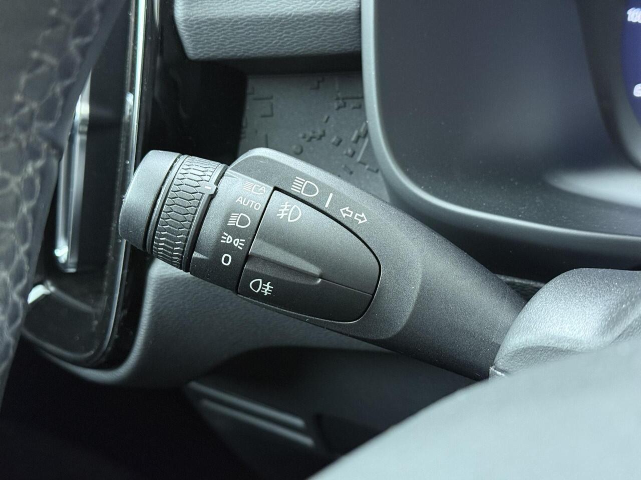 Volvo XC40 Single Motor Extended Range Plus 82 kWh | SoH 97% | Apple Carplay - Androidauto | Google maps | Digitale cockpit | Achteruitrijcamera |