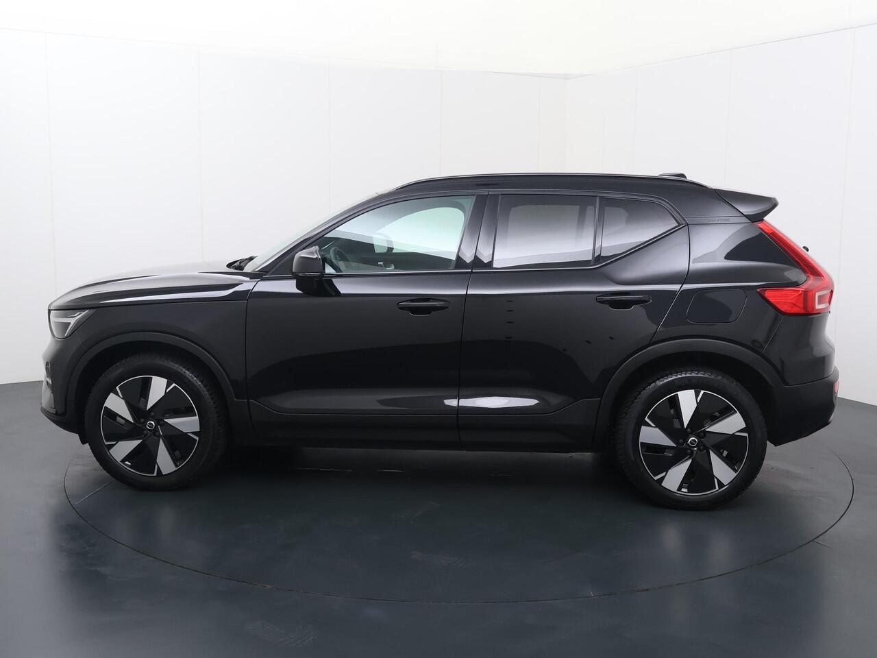 Volvo XC40 Single Motor Extended Range Plus 82 kWh | SoH 97% | Apple Carplay - Androidauto | Google maps | Digitale cockpit | Achteruitrijcamera |