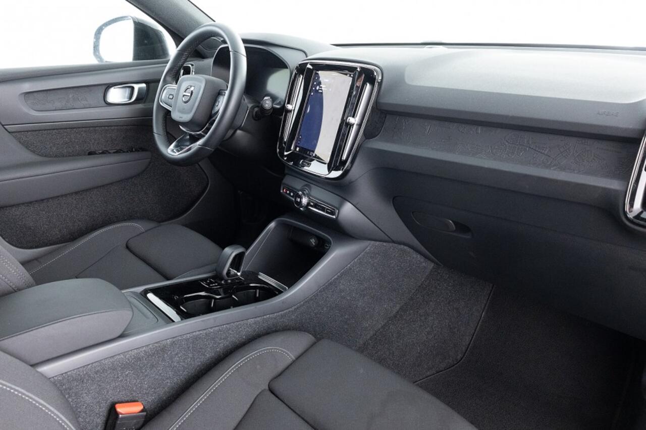 Volvo XC40 Recharge Core 70 kWh | Full LED | ECC | NAVI | CAMERA | SOH 94,4%