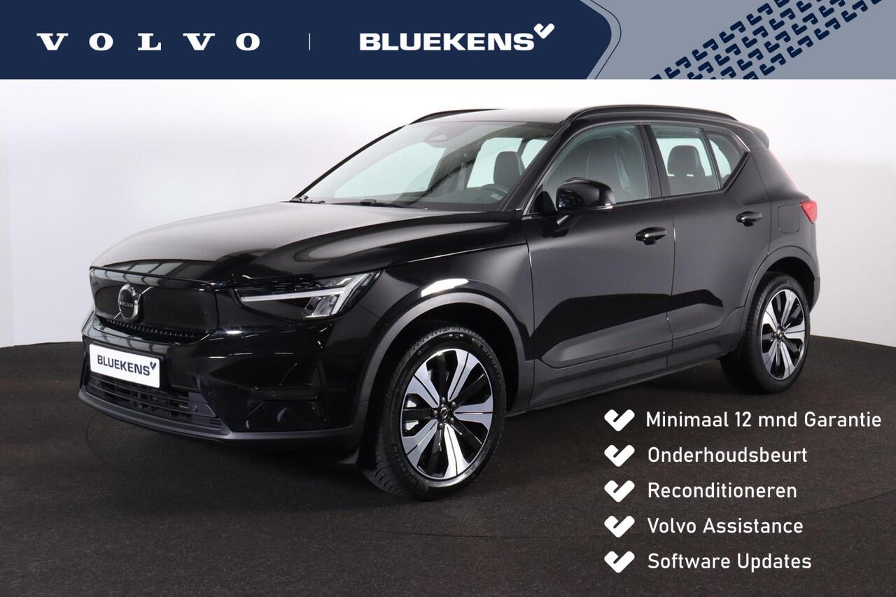 Volvo XC40 Recharge Twin Plus 78 kWh - IntelliSafe Assist & Surround - Parkeercamera achter - Verwarmde voorstoelen & stuur - Parkeersensoren voor & achter - Draadloze tel. lader - Warmtepomp - Elektr. inklapbare trekhaak - 19' LMV