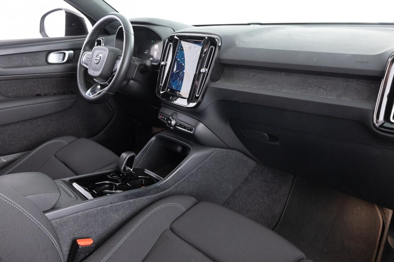 Volvo XC40 Recharge Extended Range Plus 82 kWh *SOH 98%* Full LED | NAVI | ECC | VELGEN