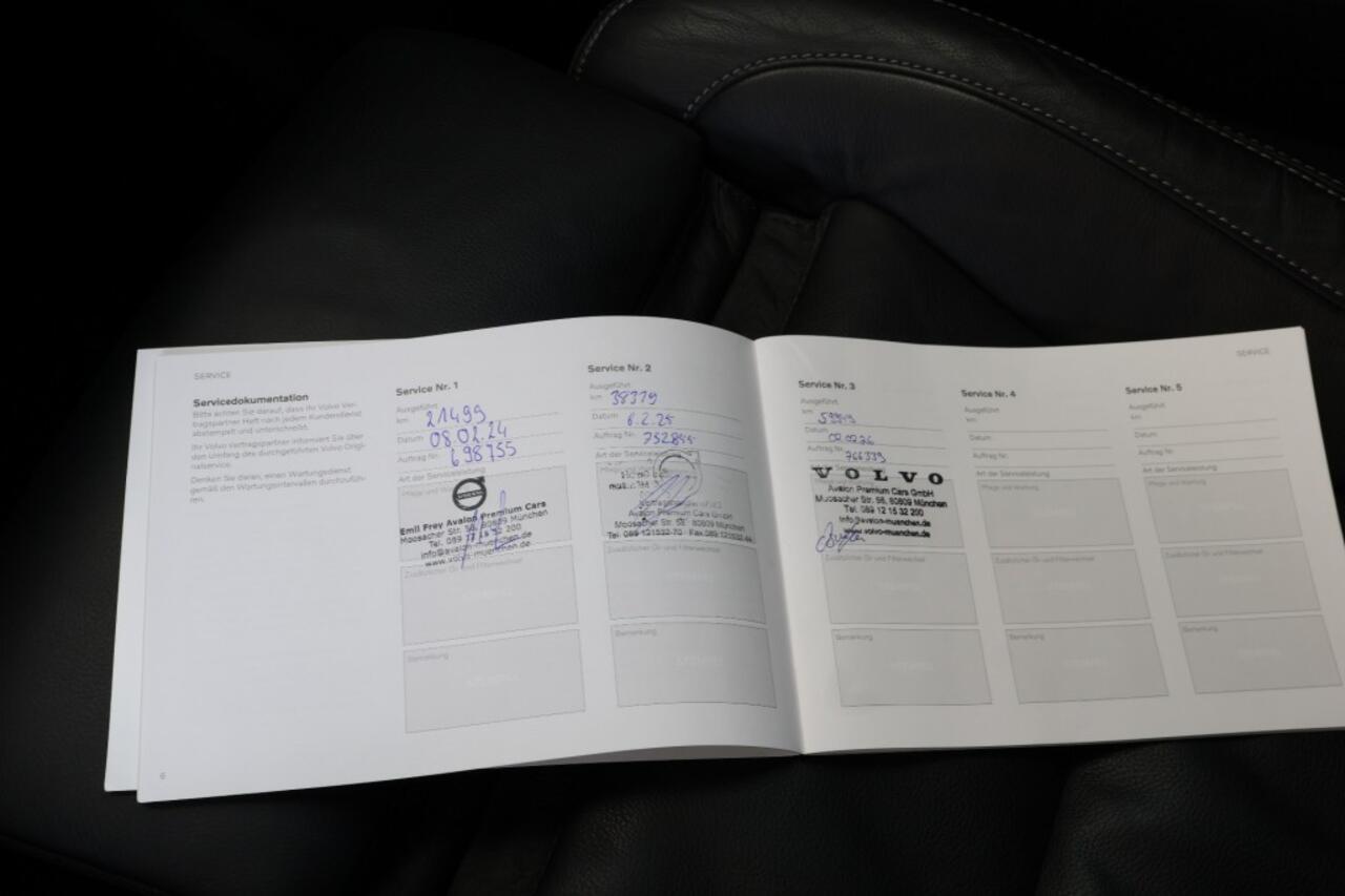 Volvo XC40 B4 AWD Ultimate Bright - Facelift - Pano - Leer - Harman/kardon