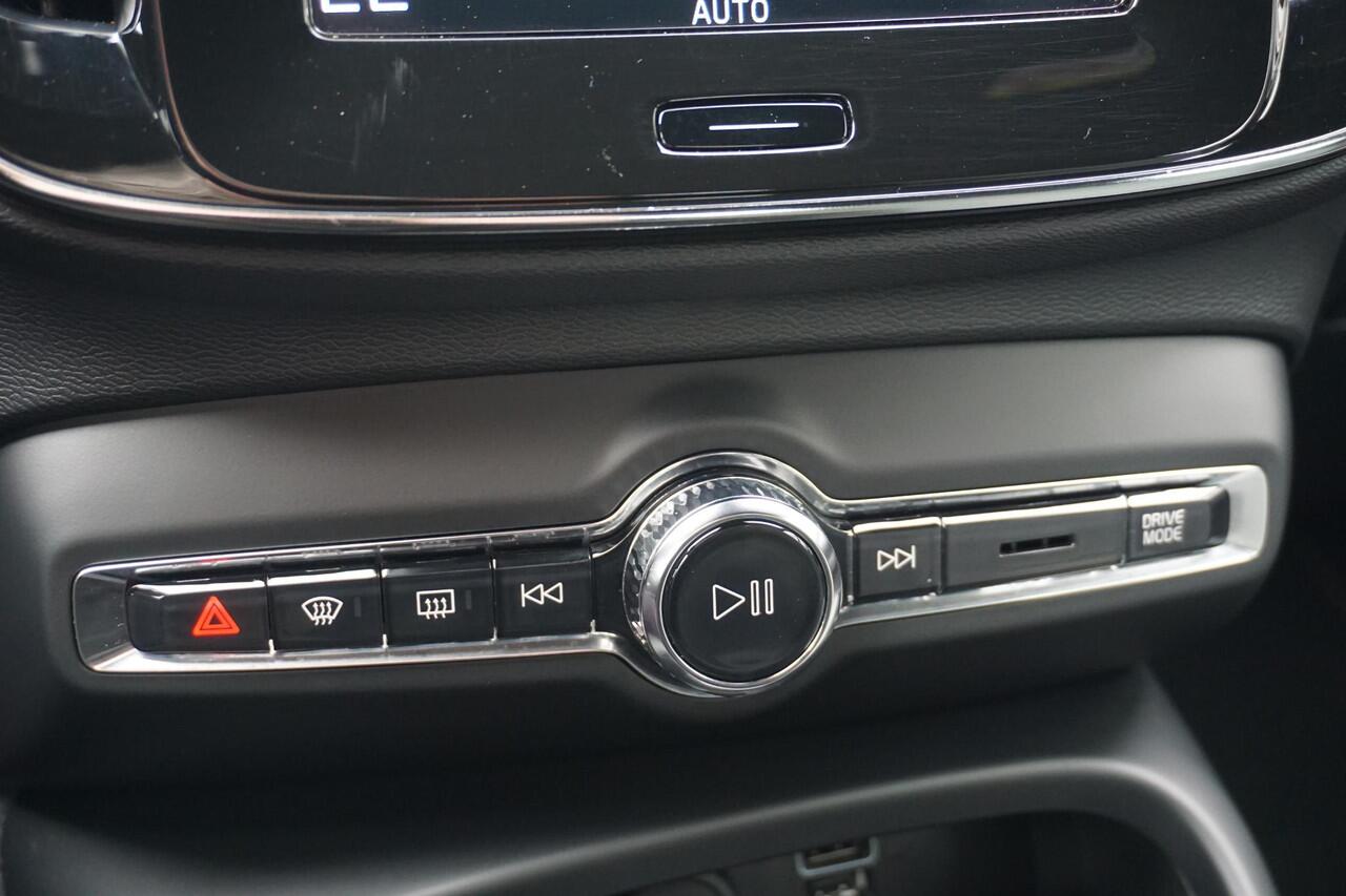 Volvo XC40 1.5 T4 Plug-in hybrid Core Bright