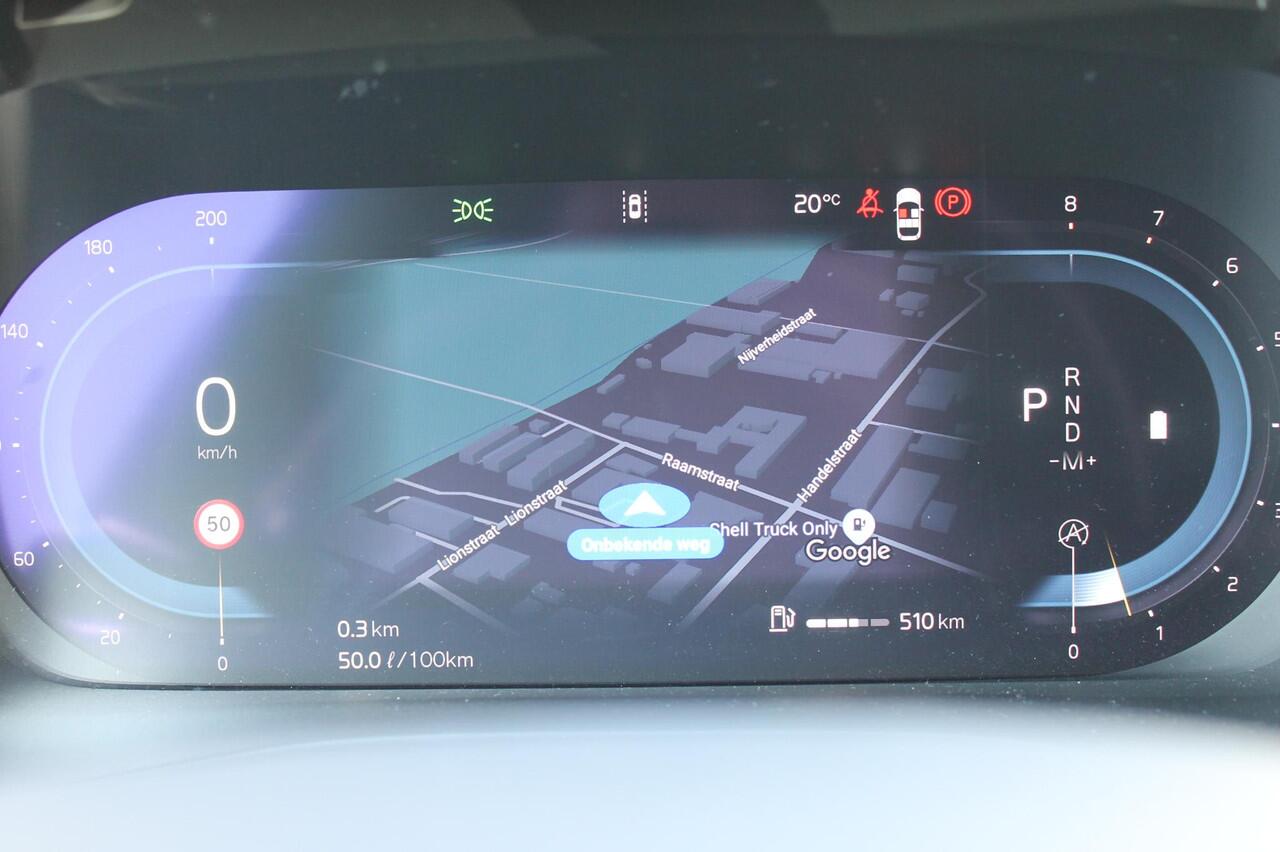 Volvo XC40 B4 211PK Automaat Plus Dark Adaptieve Cruise Control / Semi elektrisch wegklapbare trekhaak / Verwarmbare voorruit / Google Infotainment / Blis / Parkeersensoren voor en achter met parkeercamera