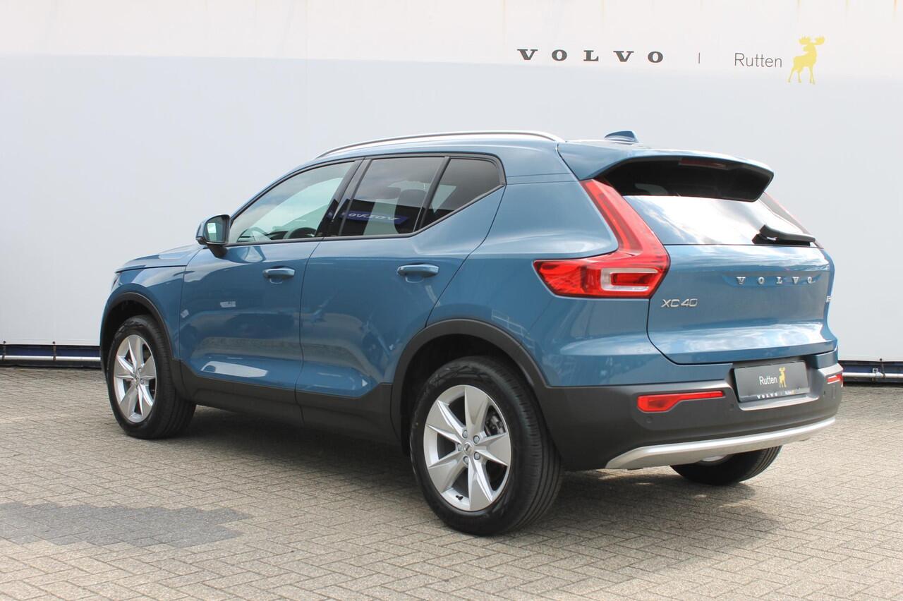 Volvo XC40 B3 177PK Automaat Core Google infotainment / Draadloos telefoon opladen / Elektrisch bedienbare bestuurdersstoel met geheugen / Adaptieve Cruise Control