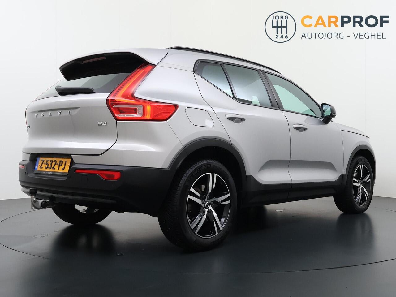 Volvo XC40 2.0 B4 Plus Dark Harman Kardon | Memory | Trekhaak | Camera | NL Auto |