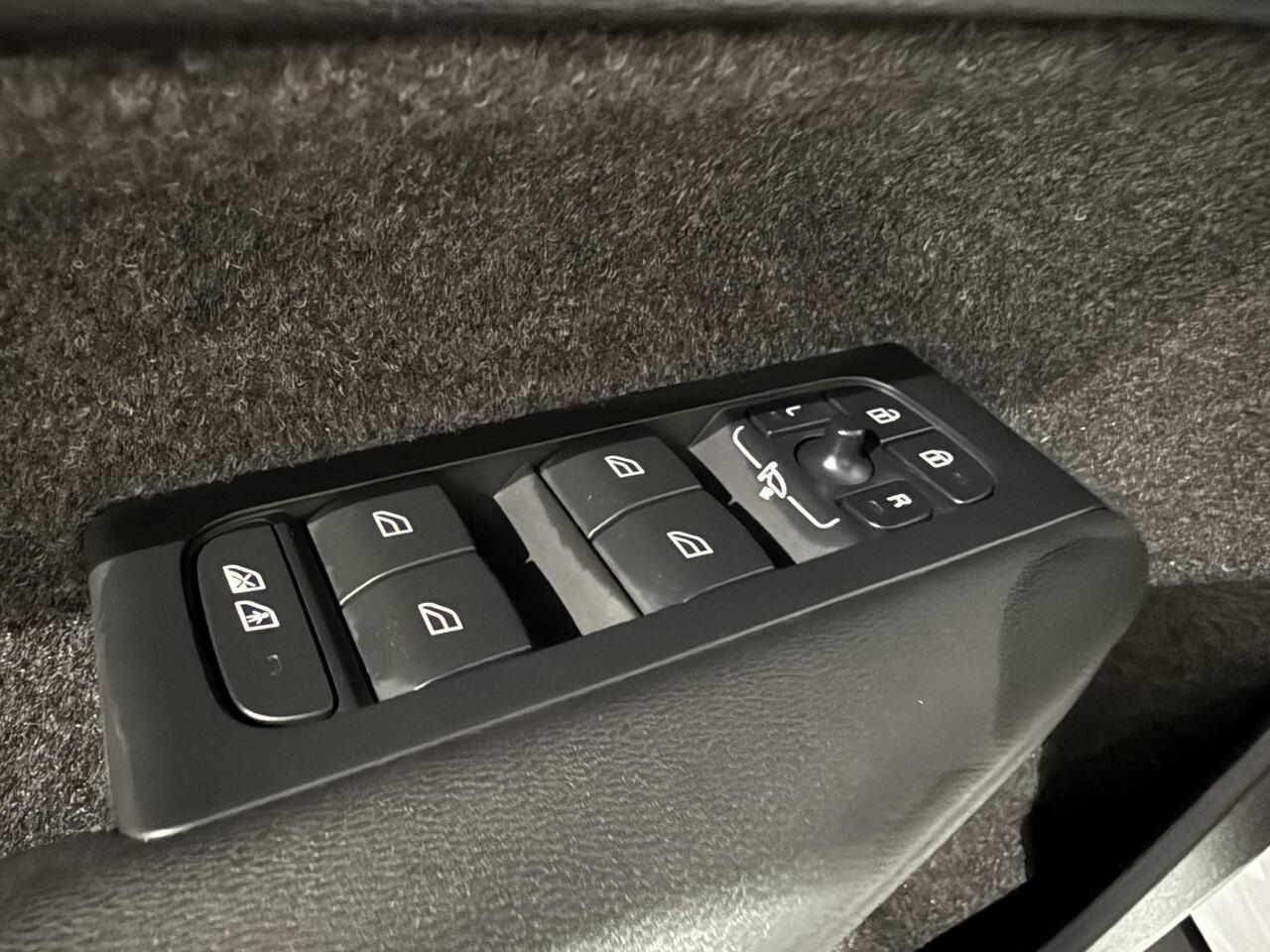 Volvo XC40 1.5 T2 Core Autom Apple CarPlay Stoel-Stuur Verw