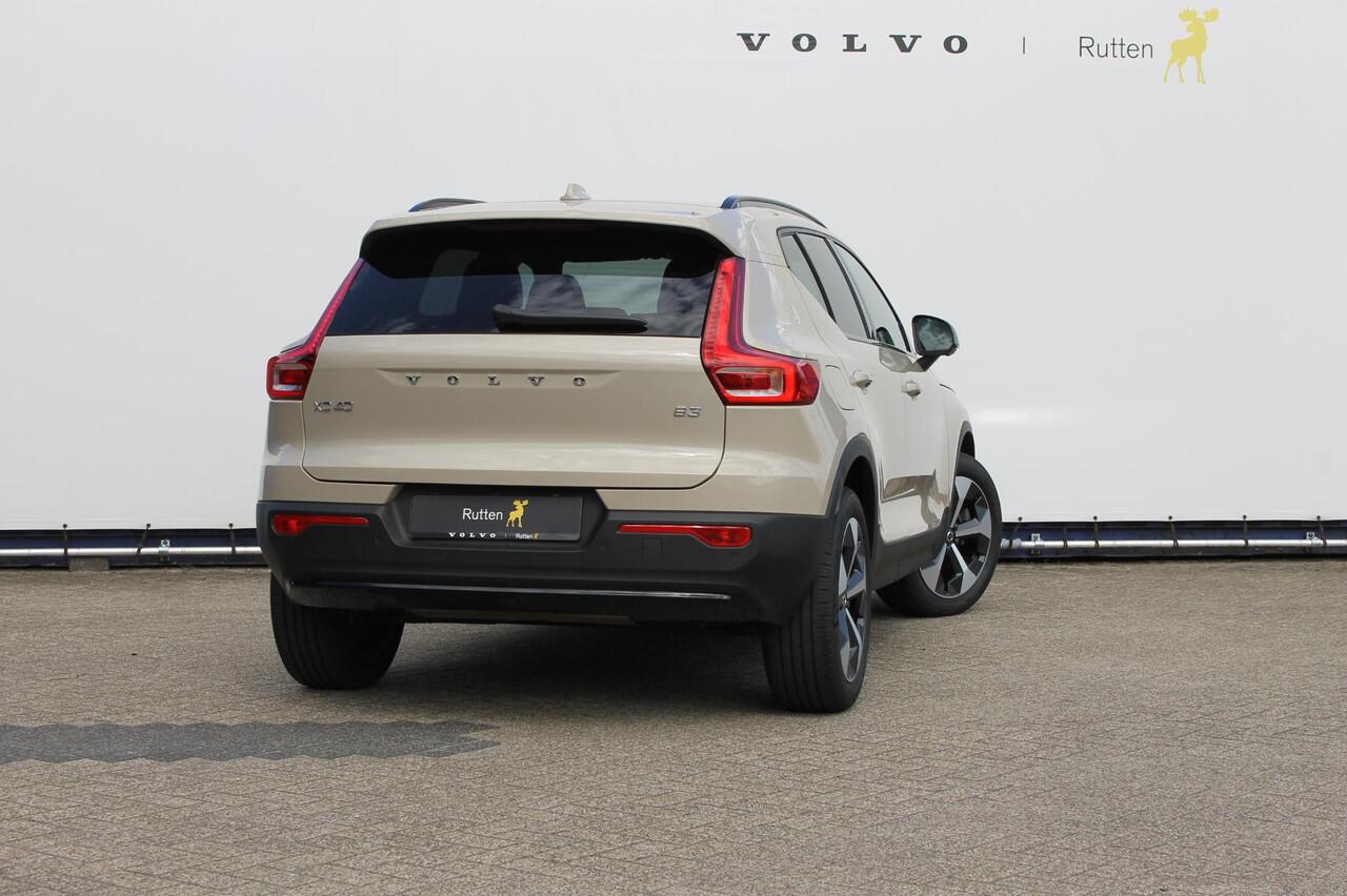 Volvo XC40 B3 177PK Automaat Plus Dark Google infotainment / Draadloos telefoon opladen / Elektrisch bedienbare bestuurdersstoel met geheugen / Adaptieve Cruise Control / Parkeersensoren voor en achter met 360 graden camera