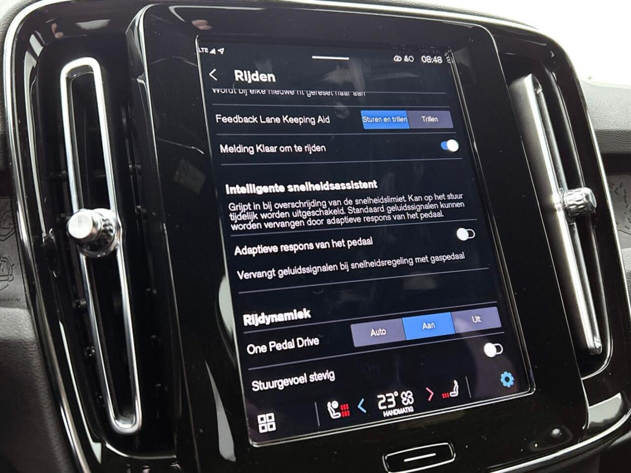 Volvo XC40 Extended Range Plus | Warmtepomp | Camera | Climate | Pilot Assi