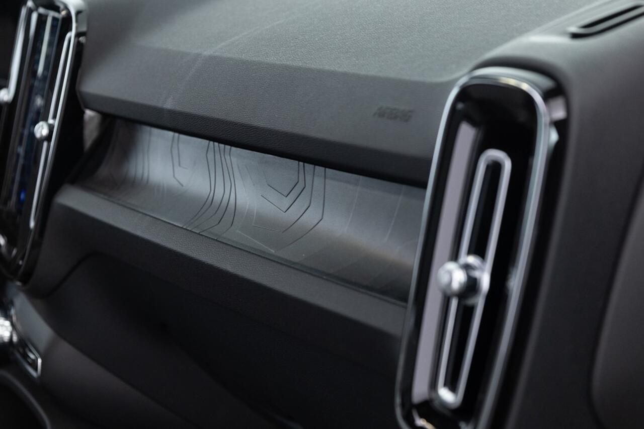 Volvo XC40 Entended Range Ultimate 82 kWh | PANORAMADAK | harman/kardon | 360 Camera