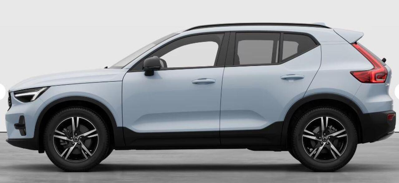 Volvo XC40 B4 211PK Automaat Plus Dark / Extra getint glas achter / Climate pack / Connect Nubuck bekleding