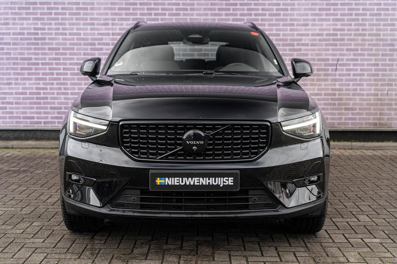 Volvo XC40 2.0 B3 Plus Black Edition | Google | Stuur-/Stoelverwarming | Pixel LED Koplampen | 360 Camera | Adaptieve Cruise | Getint Glas | BLIS | 20" LM