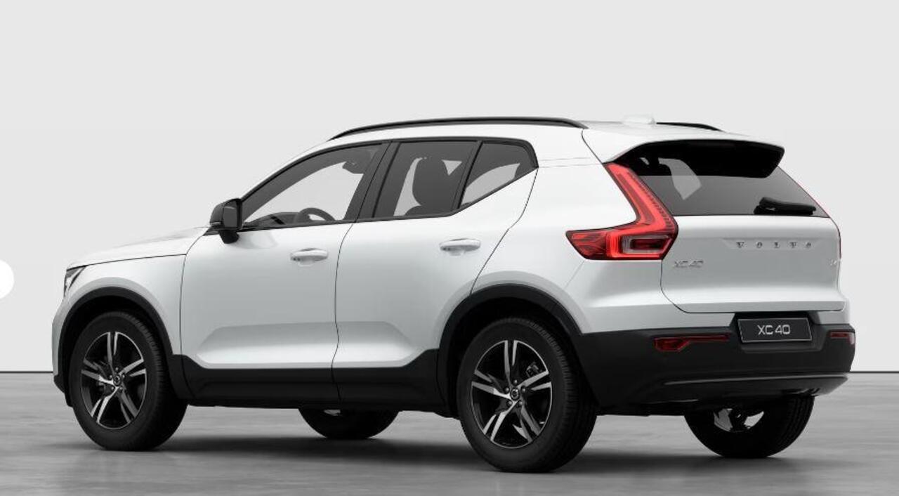 Volvo XC40 B4 211PK Automaat Plus Dark / Extra getint glas / Microtech/Nubuck / Camera achter