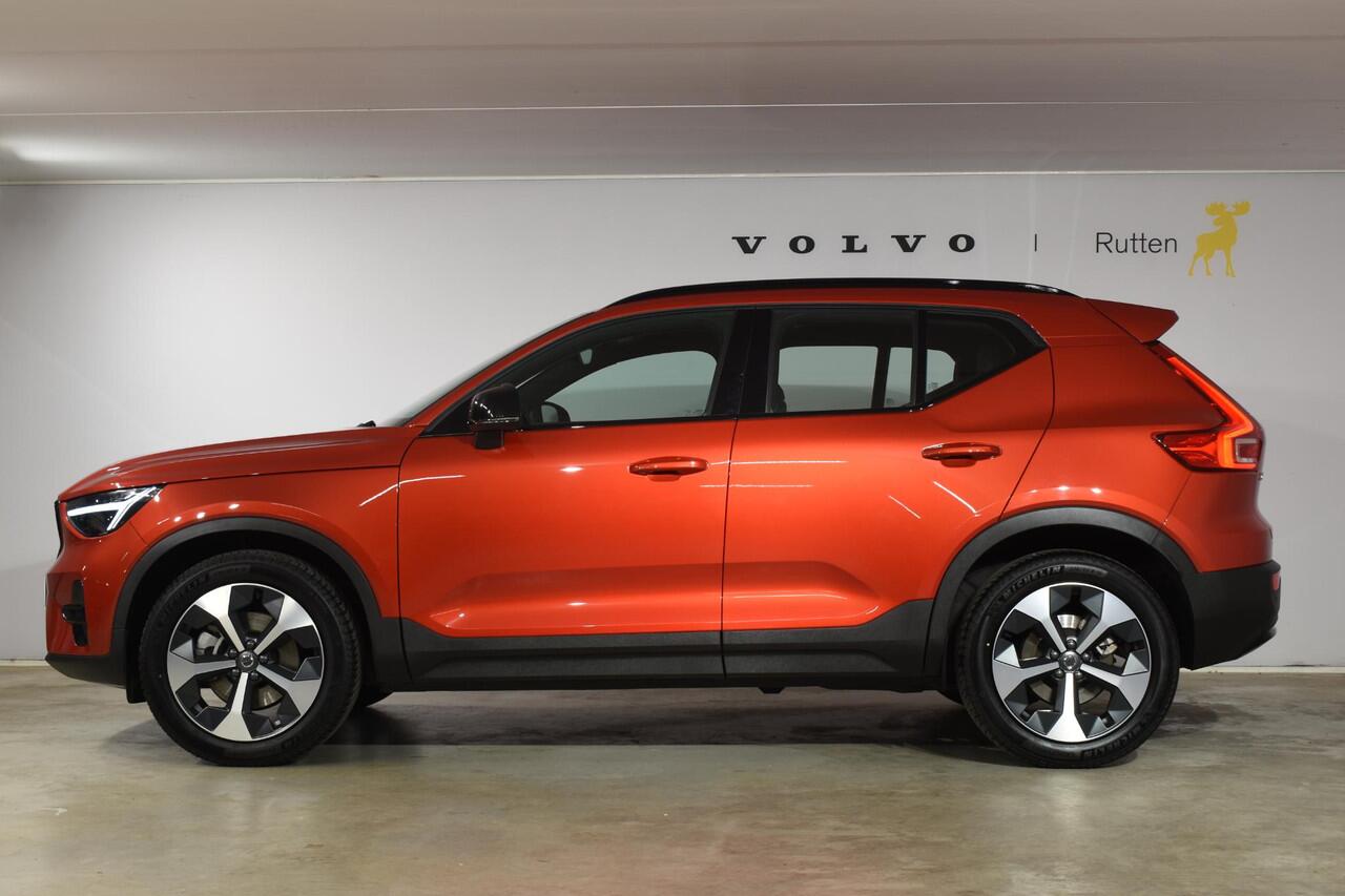 Volvo XC40 B4 211PK Automaat Plus Dark / Navigatie / Adaptive Cruise / Harman Kardon / Stuur- & Stoelverwarming / Elektrische achterklep / Achteruitrijcamera / Elektrische stoelverst. met geheugen