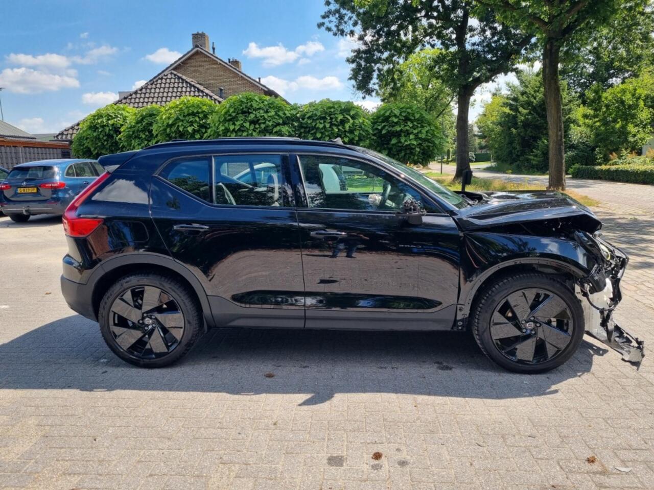 Volvo XC40 2.0 B3 Ult. Dark