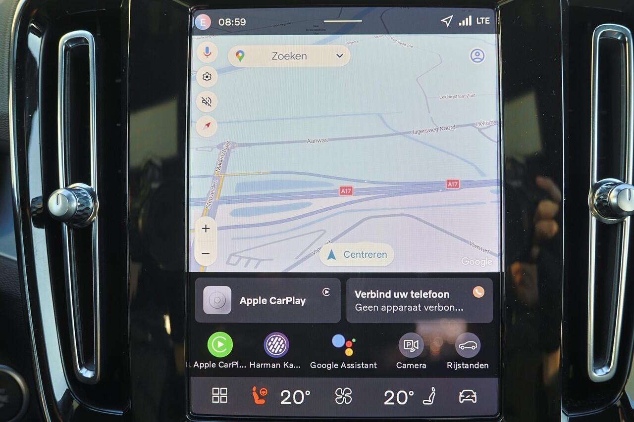 Volvo XC40 B3 Core Business Edition - Intellisafe Assist/Surround - Harman Kardon Audio - Verwarmbare voorstoelen - Verwarmbaar stuurwiel - Getint glas - 18' LMV