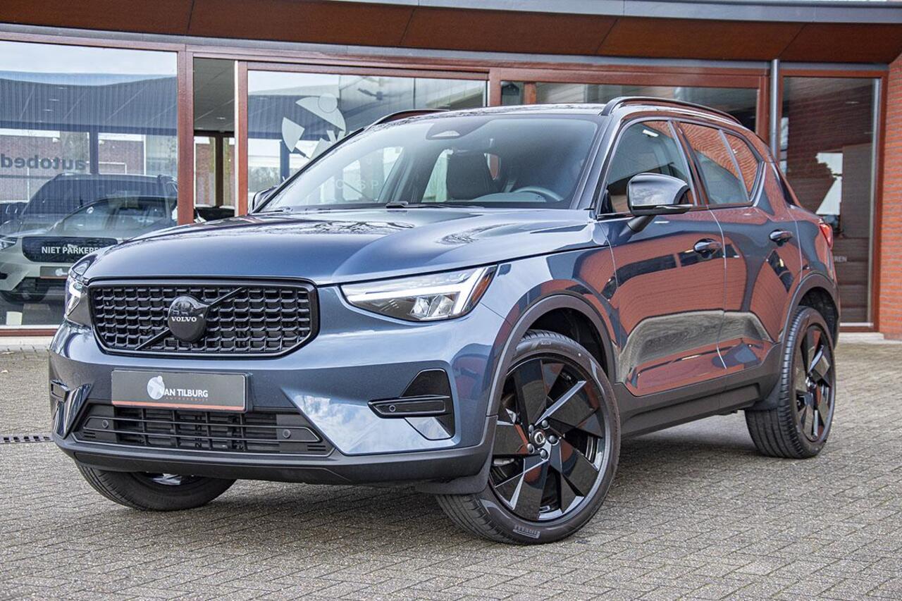 Volvo XC40 2.0 B3 PLUS BLACK EDITION