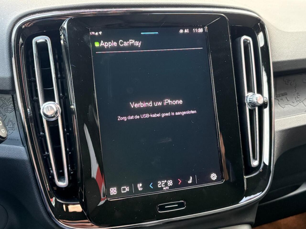 Volvo XC40 Single MOTOR EXTENDED RANGE PLUS 82KWH NIEUW LED CAMERA NAVI CARPLAY