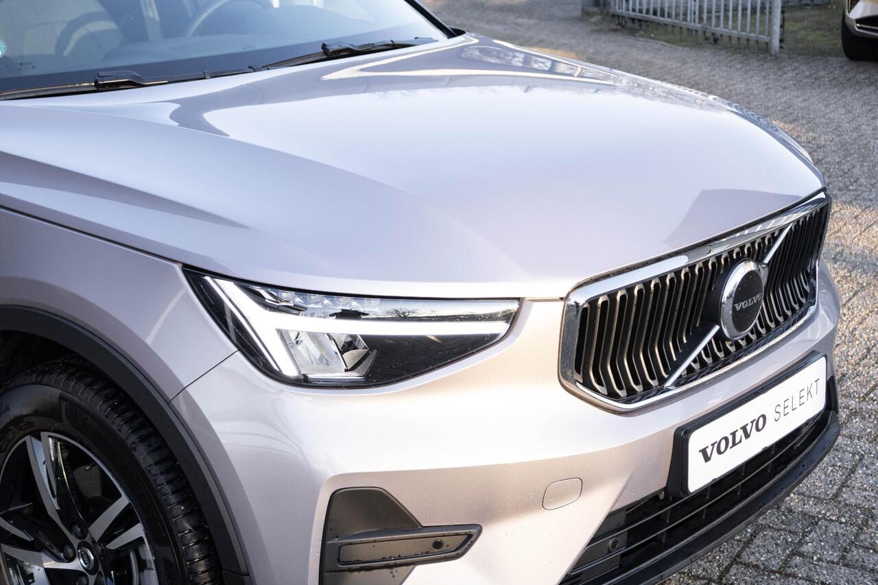 Volvo XC40 B3 Automaat Business Edition | Verwarmbare voorstoelen | Verwarmbaar stuurwiel | Premium audio by Harman Kardon | 18 inch Lichtmetalen velgen | Alarmklasse 3